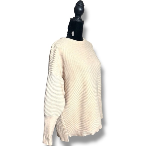 Fashion Cozy Horizontal Rib Knit Lighweight Cream Long Sleeve Crew Neck Sweater - Picture 3 of 14